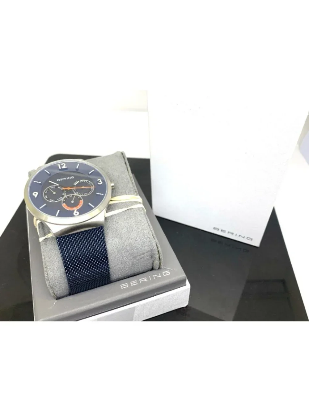 Bering Men's Watch 33441-307 Quartz Blue Dial Day Date Stainless Steel 41mm